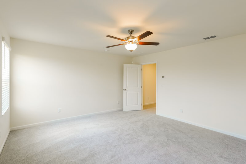 2,175/Mo, 195 Snowdrop Ave La Vergne, TN 37086 Main Bedroom View