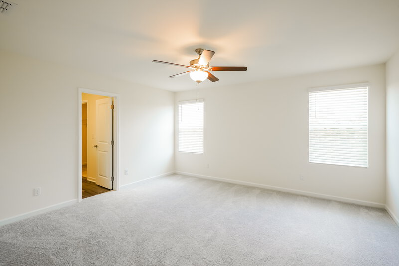 2,175/Mo, 195 Snowdrop Ave La Vergne, TN 37086 Main Bedroom View 2