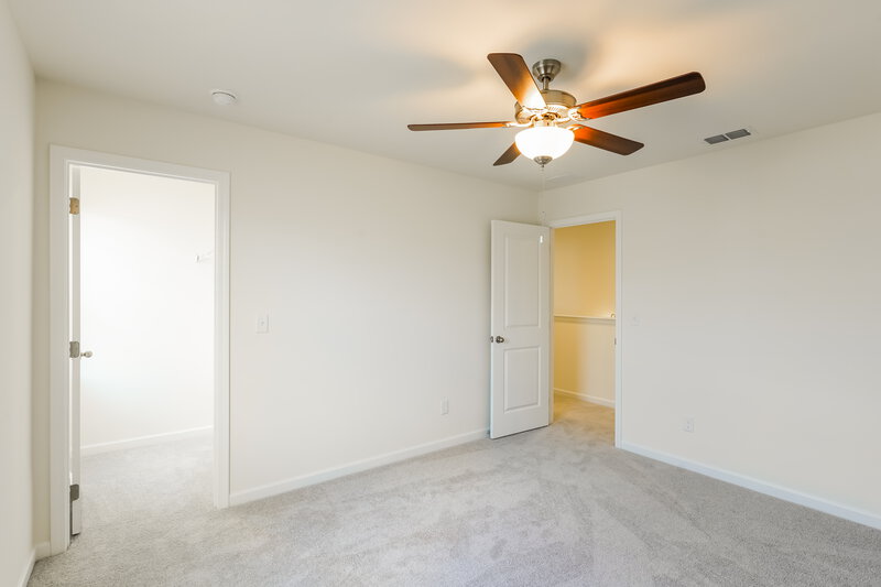 2,175/Mo, 195 Snowdrop Ave La Vergne, TN 37086 Bedroom View 2