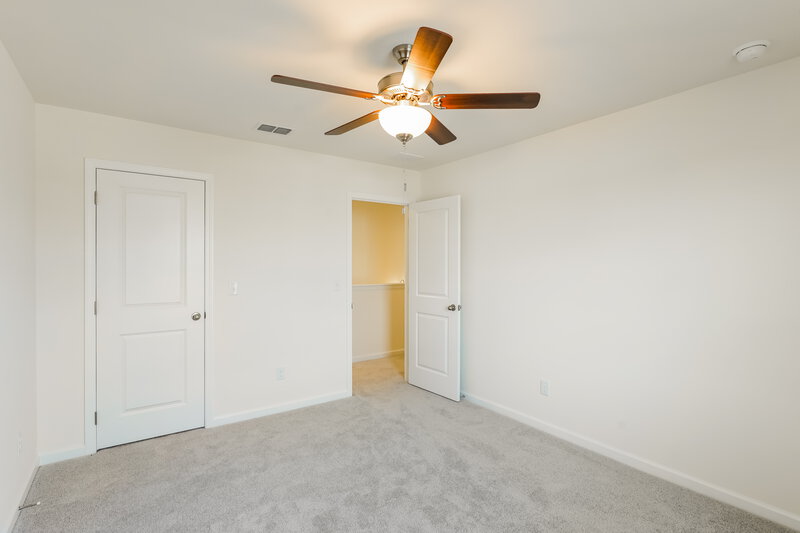 2,175/Mo, 195 Snowdrop Ave La Vergne, TN 37086 Bedroom View 3
