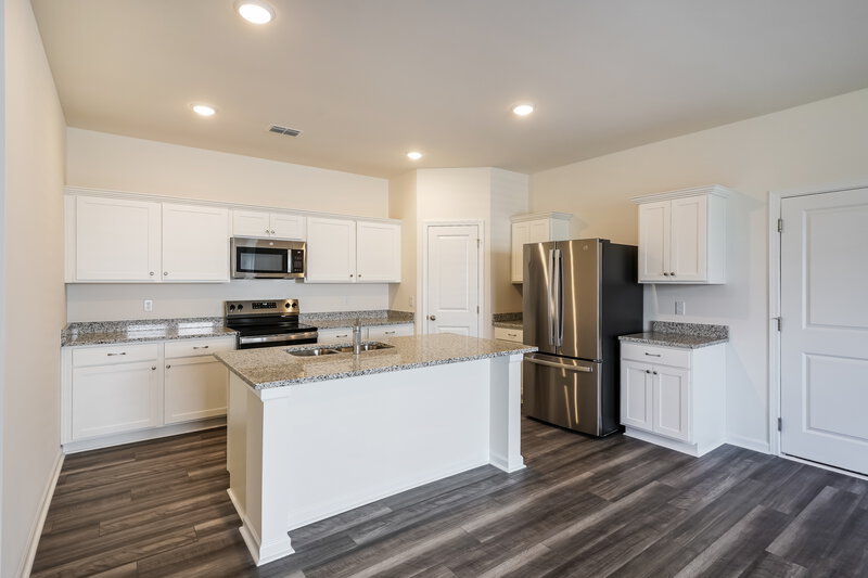 2,600/Mo, 185 Snowdrop Ave La Vergne, TN 37086 Kitchen View
