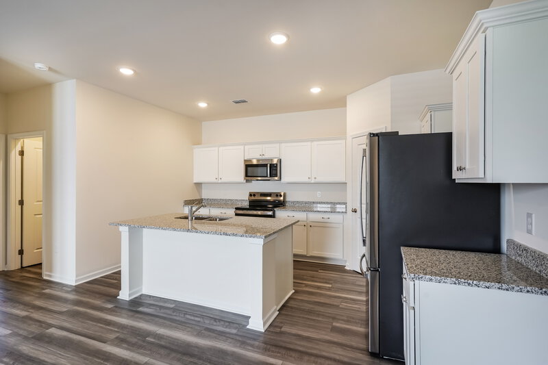 2,600/Mo, 185 Snowdrop Ave La Vergne, TN 37086 Kitchen View 2