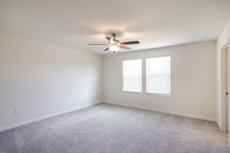 2,600/Mo, 185 Snowdrop Ave La Vergne, TN 37086 Main Bedroom View 2