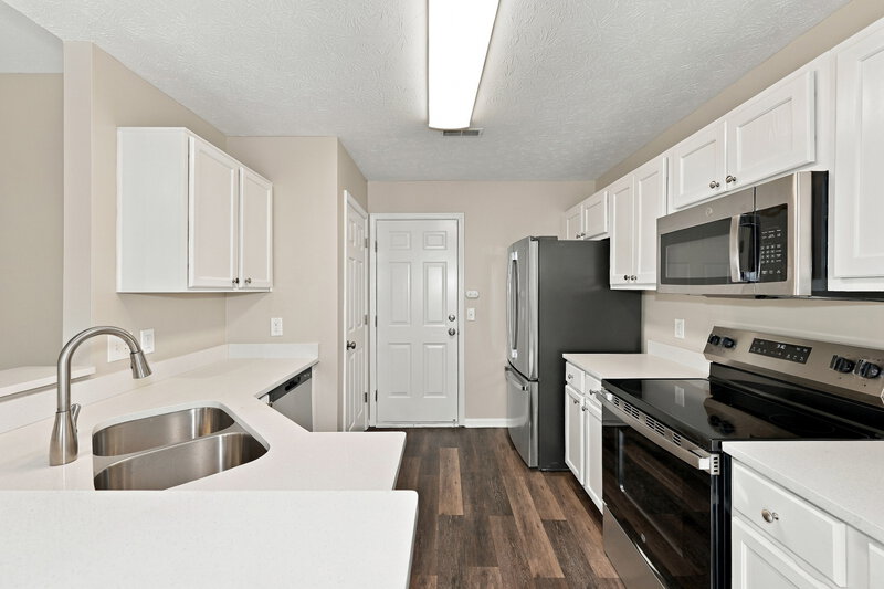 2,225/Mo, 1681 Cumberland Station Blvd Madison, TN 37115 Kitchen View
