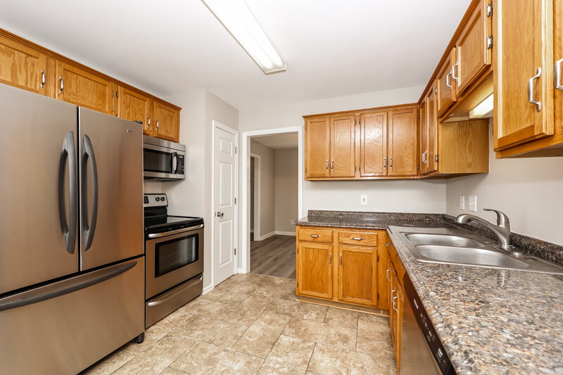 2,195/Mo, 3608 Rutherford Dr Spring Hill, TN 37174 Kitchen View
