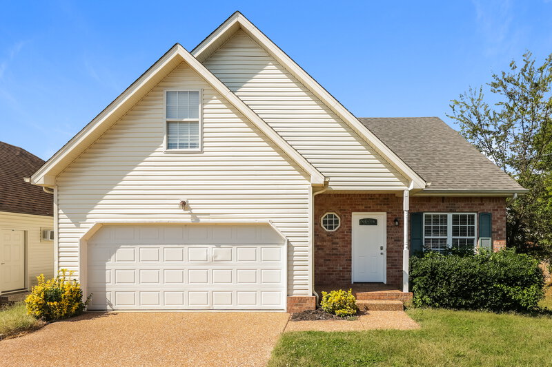 1,940/Mo, 6404 Wildgrove Dr Antioch, TN 37013 External View