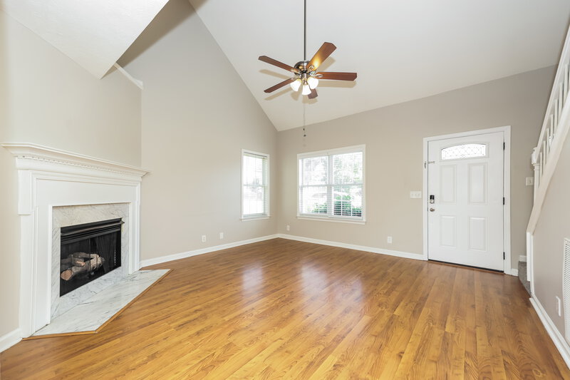 1,940/Mo, 6404 Wildgrove Dr Antioch, TN 37013 Living Room View