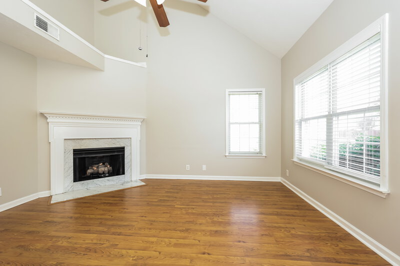 1,940/Mo, 6404 Wildgrove Dr Antioch, TN 37013 Living Room View 2