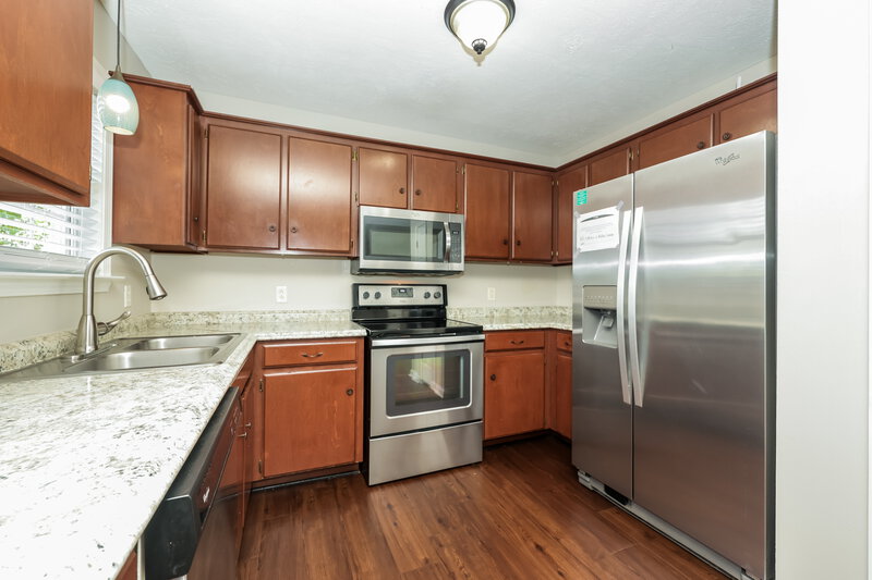 1,940/Mo, 6404 Wildgrove Dr Antioch, TN 37013 Kitchen View 2