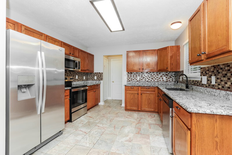 1,730/Mo, 4012 Shadowbrook Trl Antioch, TN 37013 Kitchen View