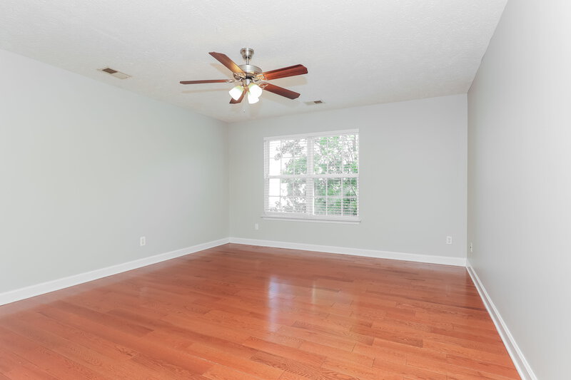 1,730/Mo, 4012 Shadowbrook Trl Antioch, TN 37013 Main Bedroom View