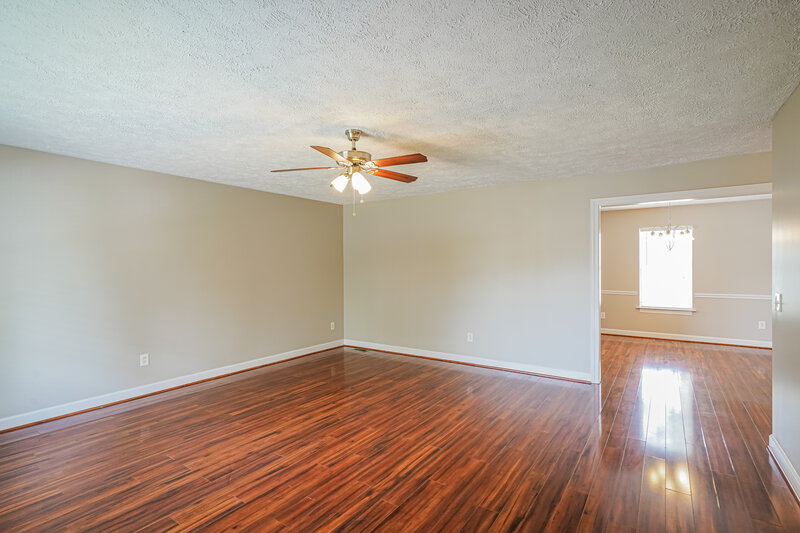 2,330/Mo, 1773 North Cv Murfreesboro, TN 37129 Living Room View