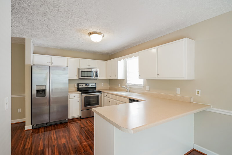 2,330/Mo, 1773 North Cv Murfreesboro, TN 37129 Kitchen View