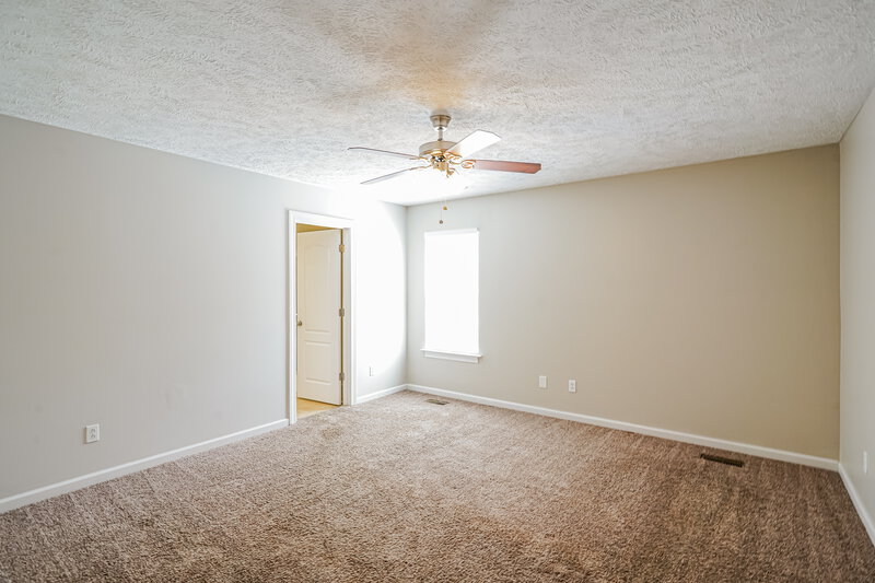 2,330/Mo, 1773 North Cv Murfreesboro, TN 37129 Main Bedroom View