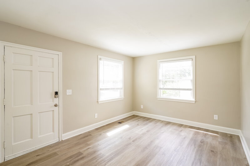 1,510/Mo, 1310 Venus Dr NASHVILLE, TN 37217 Living Room View 2