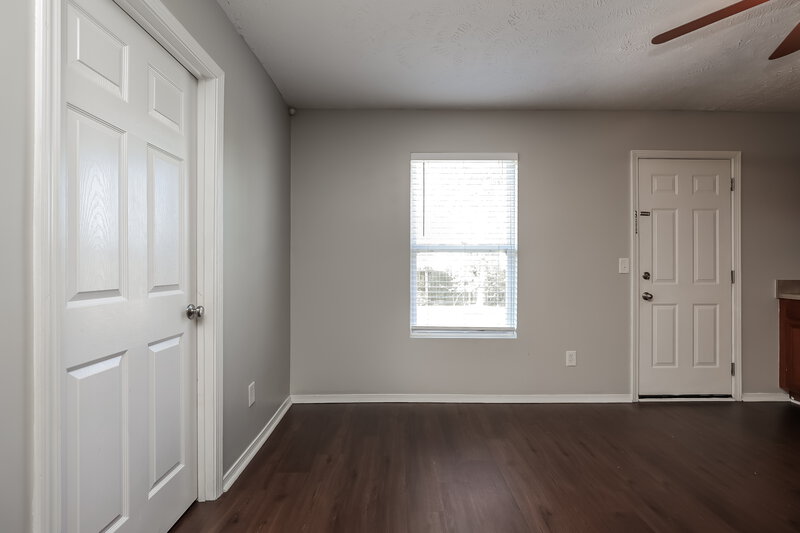 2,530/Mo, 5064 Smith Springs Pkwy Antioch, TN 37013 Breakfast Nook View
