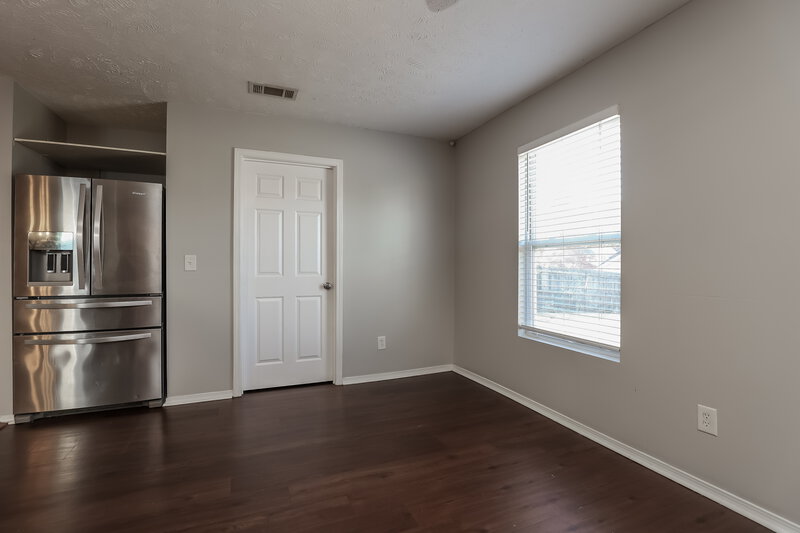 2,530/Mo, 5064 Smith Springs Pkwy Antioch, TN 37013 Breakfast Nook View 2