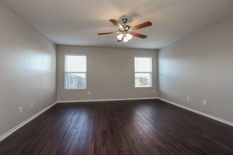 2,530/Mo, 5064 Smith Springs Pkwy Antioch, TN 37013 Main Bedroom View