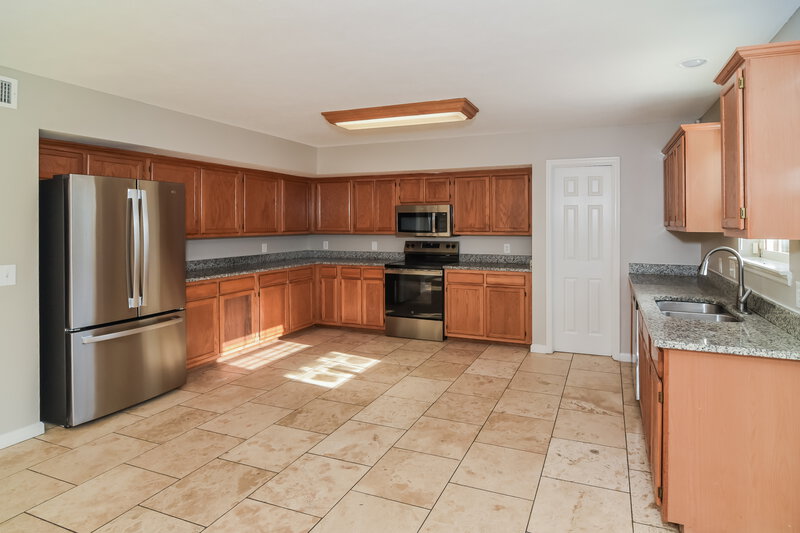 2,438/Mo, 5112 Brookstone Ct Antioch, TN 37013 Kitchen View