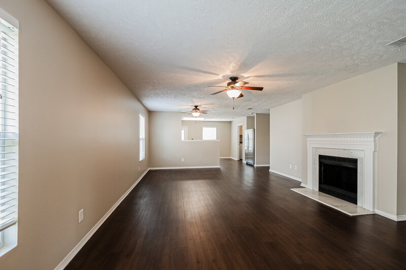 2,330/Mo, 5328 Skip Jack Dr Antioch, TN 37013 Living Room View