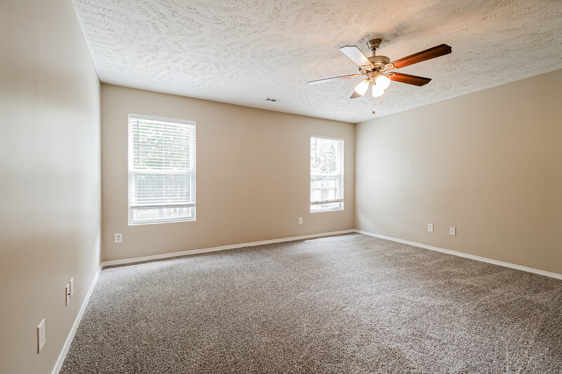 2,330/Mo, 5328 Skip Jack Dr Antioch, TN 37013 Main Bedroom View