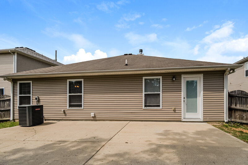 2,330/Mo, 5328 Skip Jack Dr Antioch, TN 37013 Rear View