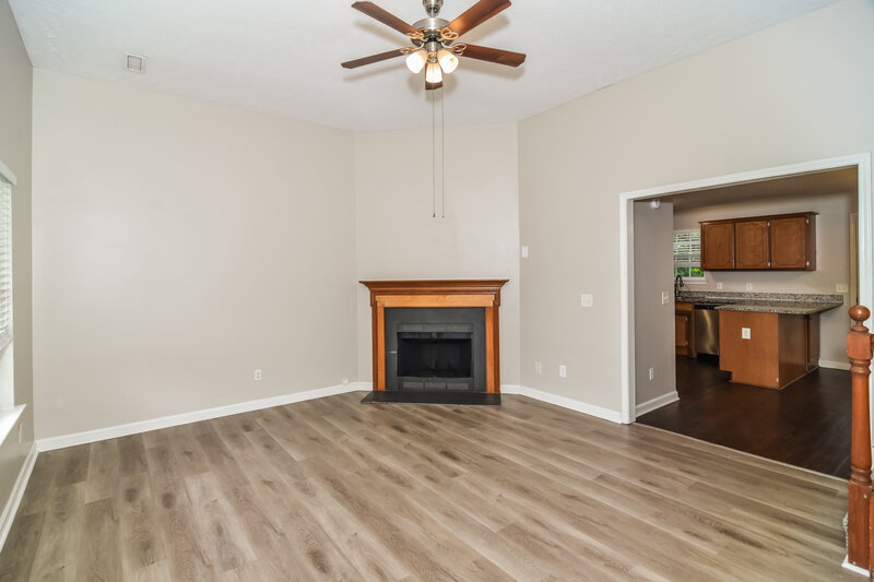 2,255/Mo, 1609 Soulshine Pl Antioch, TN 37013 Living Room View