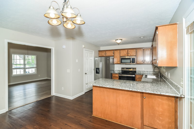 2,255/Mo, 1609 Soulshine Pl Antioch, TN 37013 Dining Room View 2