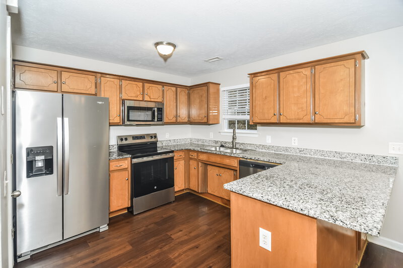 2,255/Mo, 1609 Soulshine Pl Antioch, TN 37013 Kitchen View