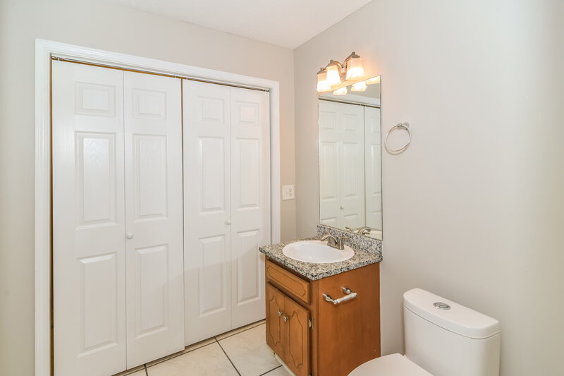 2,255/Mo, 1609 Soulshine Pl Antioch, TN 37013 Bathroom View