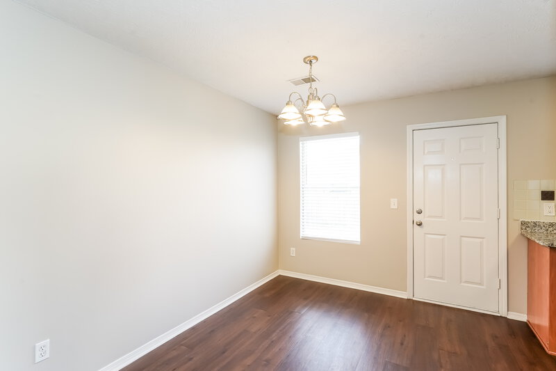 1,750/Mo, 2109 Carlton Ln Thompsons Station, TN 37179 Dining Room View