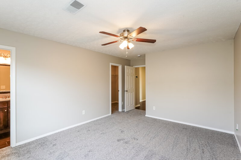 1,750/Mo, 2109 Carlton Ln Thompsons Station, TN 37179 Main Bedroom View 2