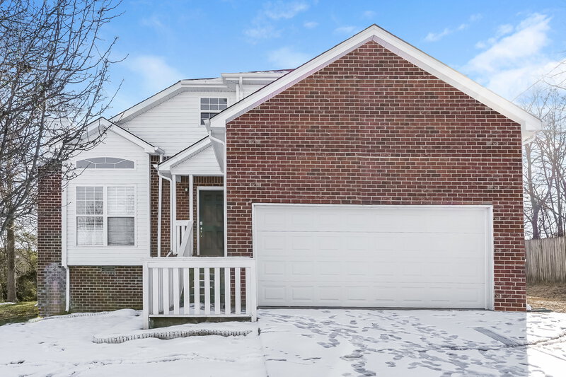 2,110/Mo, 205 Lake Forest Dr La Vergne, TN 37086 External View