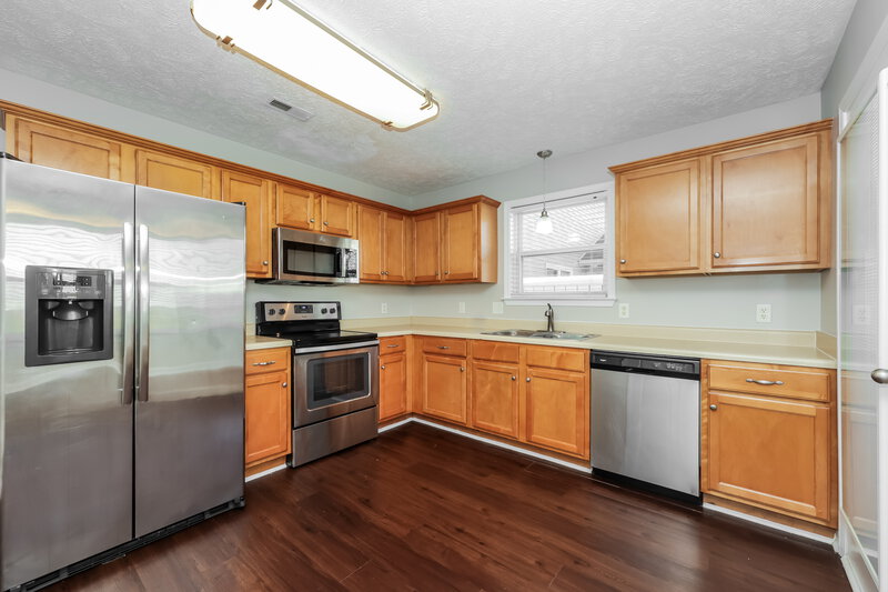1,735/Mo, 1516 Beaconcrest Cir Murfreesboro, TN 37128 Kitchen View