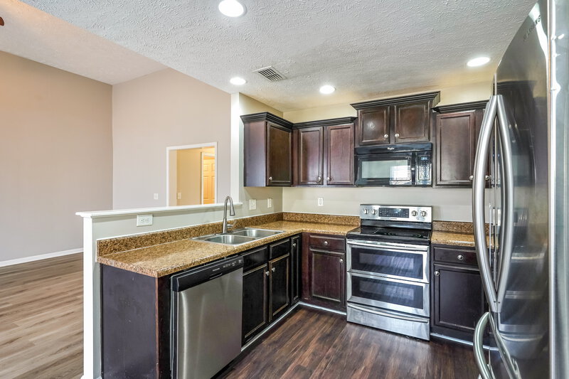 2,455/Mo, 1713 Porchrest Way Antioch, TN 37013 Kitchen View 2