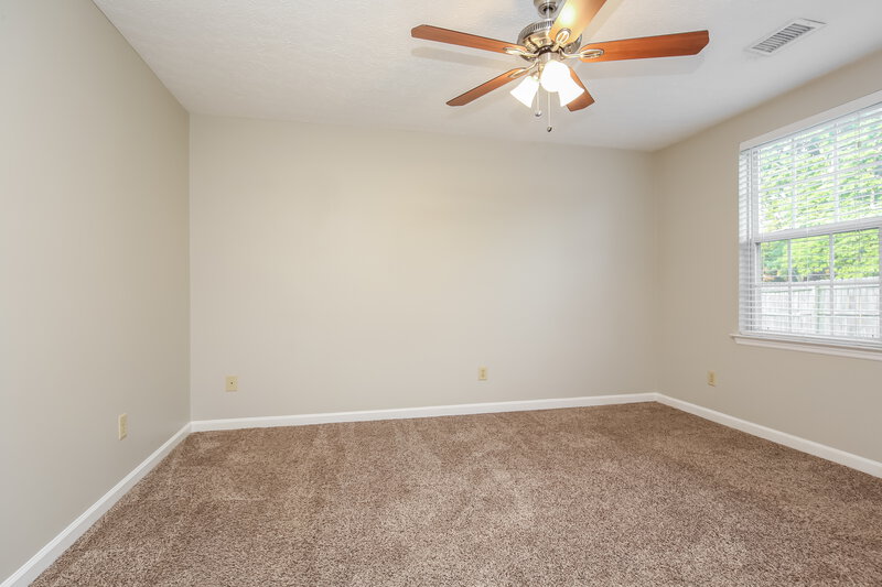 2,205/Mo, 100 Bradford Cir Hendersonville, TN 37075 Main Bedroom View 2