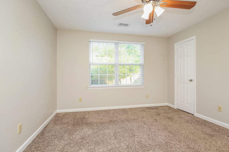 2,205/Mo, 100 Bradford Cir Hendersonville, TN 37075 Main Bedroom View 3