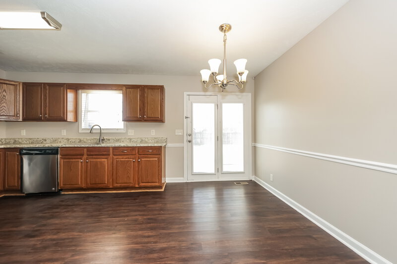 2,260/Mo, 3323 Meadowhill Dr Murfreesboro, TN 37130 Dining Room View
