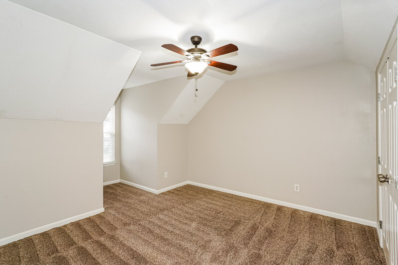 2,110/Mo, 725 Holland Ridge Dr La Vergne, TN 37086 Bedroom View 4