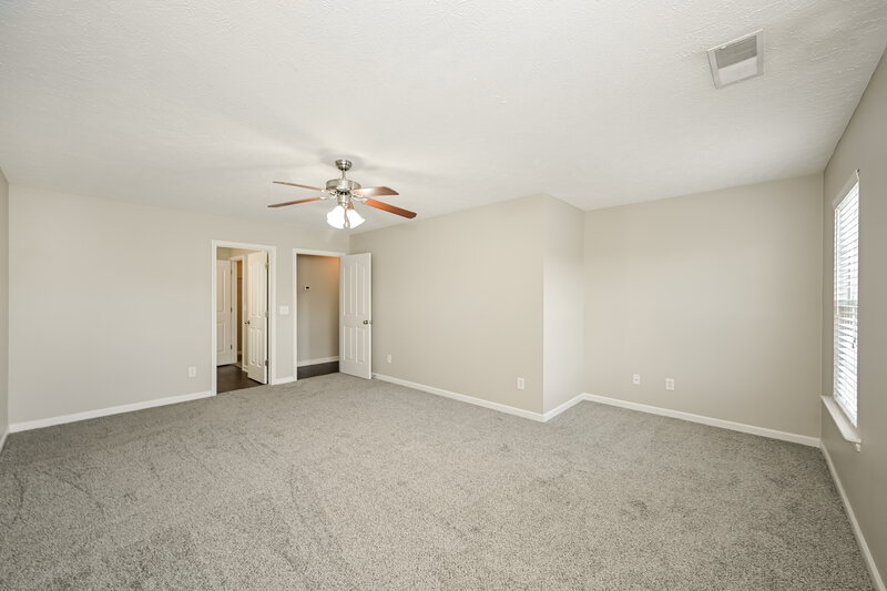 1,965/Mo, 1057 Tammy Sue Ln La Vergne, TN 37086 Main Bedroom View 2