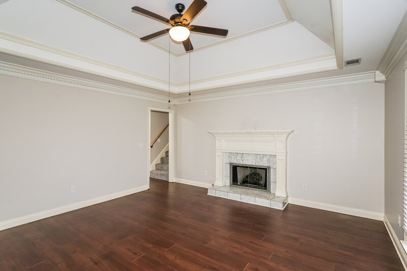 2,240/Mo, 104 Luna Ln Hendersonville, TN 37075 Living Room View 2