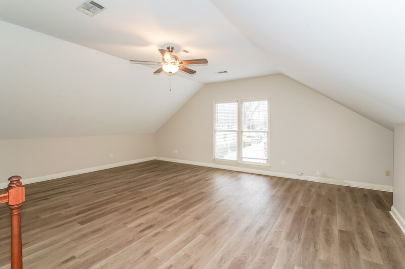 2,240/Mo, 104 Luna Ln Hendersonville, TN 37075 Bonus Room View 2