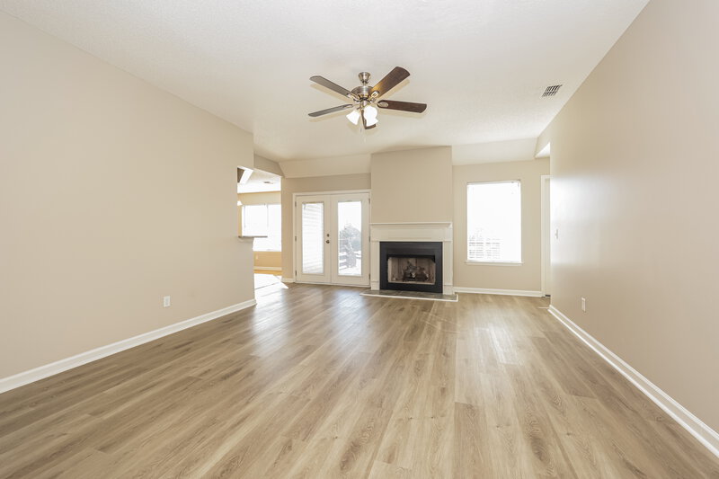 1,930/Mo, 5356 Sunnyvale Dr Antioch, TN 37013 Living Room View