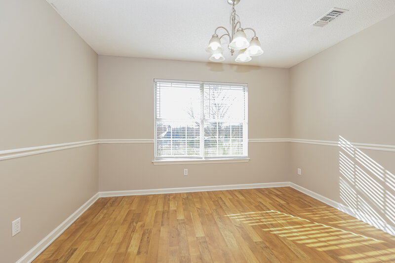 1,930/Mo, 5356 Sunnyvale Dr Antioch, TN 37013 Dining Room View
