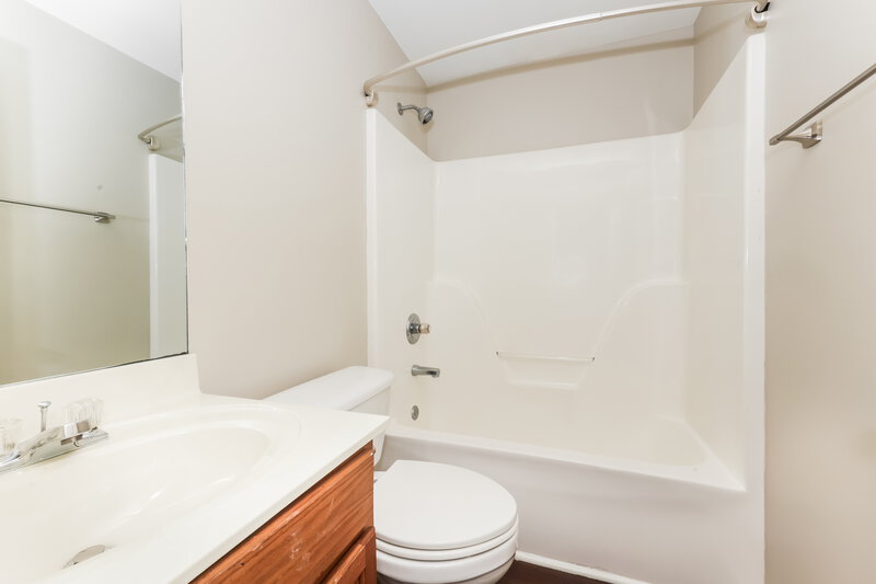 2,440/Mo, 4021 Wisdom Way Smyrna, TN 37167 Bathroom View