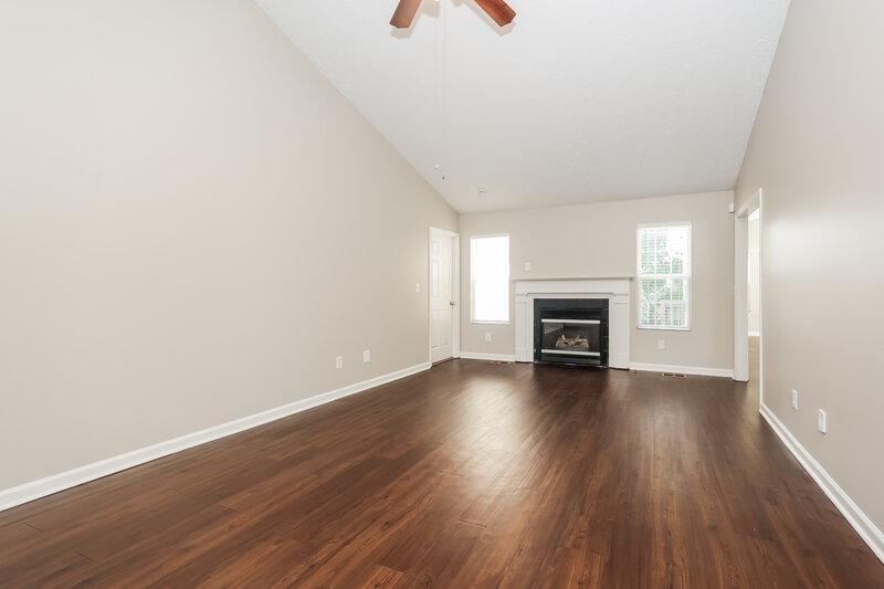 2,655/Mo, 2305 Leighton Way Spring Hill, TN 37174 Living Room View 2