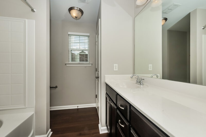 2,085/Mo, 2627 Salem Glen Crossing Murfreesboro, TN 37128 Main Bathroom View