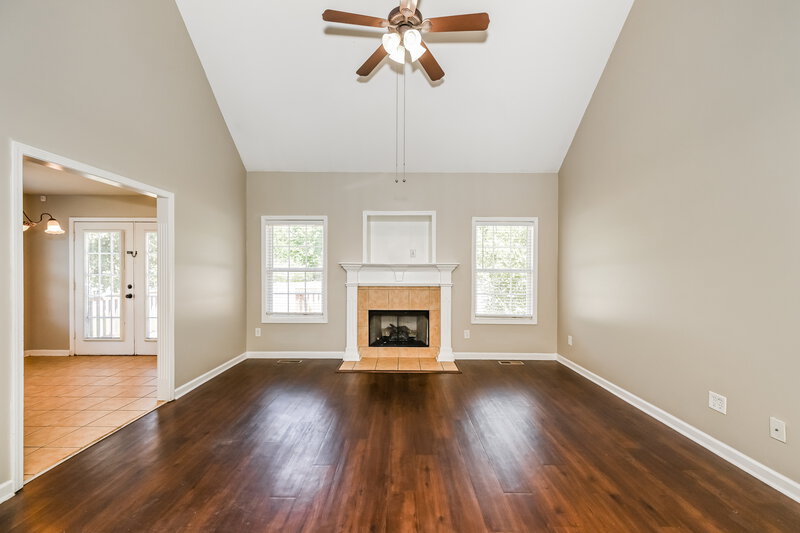 2,655/Mo, 3418 Leslie Ln Murfreesboro, TN 37128 Living Room View