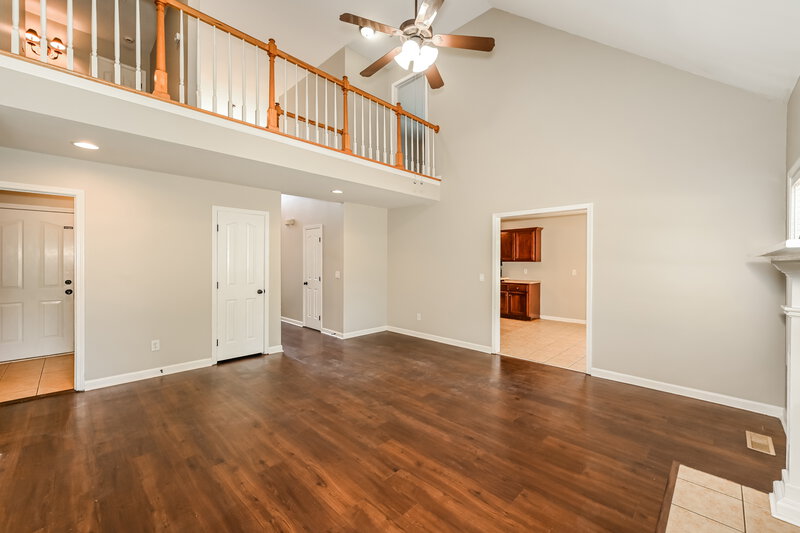 2,655/Mo, 3418 Leslie Ln Murfreesboro, TN 37128 Living Room View 2