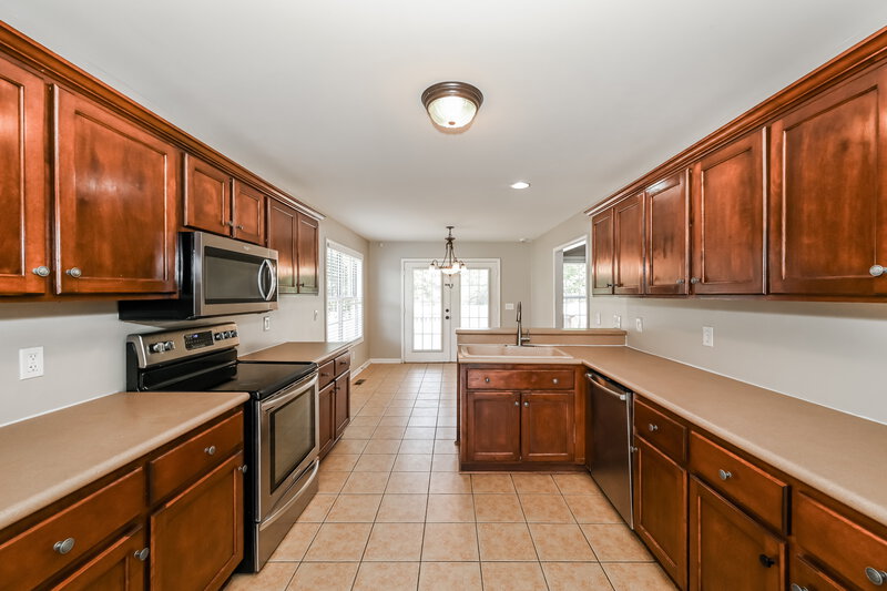 2,655/Mo, 3418 Leslie Ln Murfreesboro, TN 37128 Kitchen View